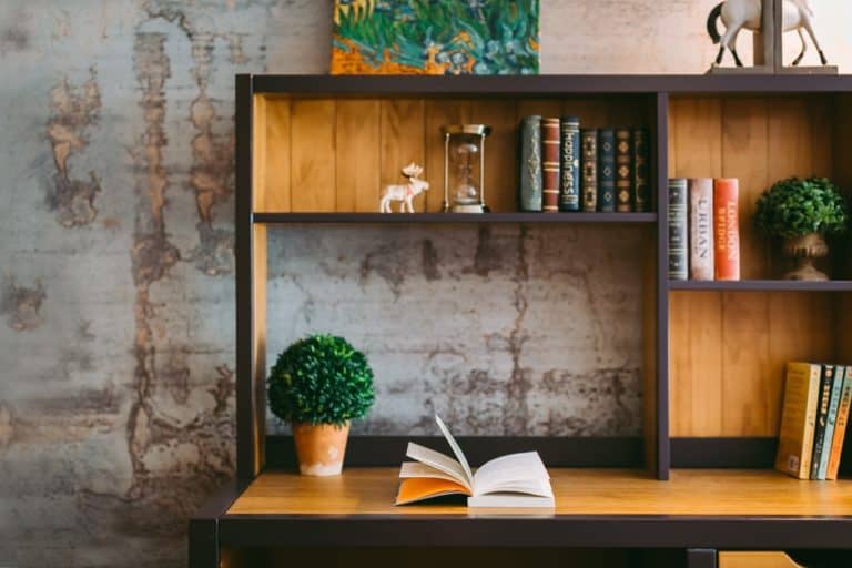 10 Highly Effective Habits To Create a Distraction-Free Environment When Working