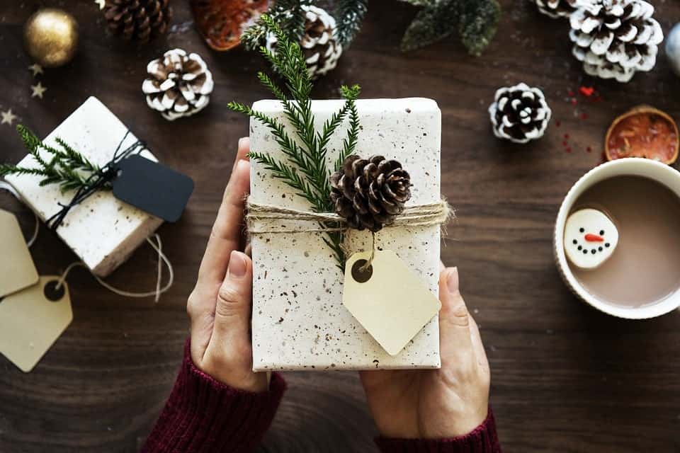 Practice Minimalism This Christmas