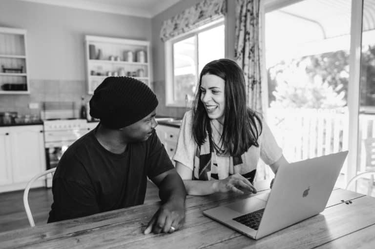 Our Journey To Full-Time Blogging – Episode 037