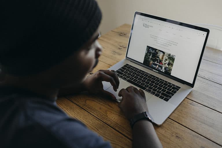 50+ High-Quality Vegan Blogs To Follow in 2025
