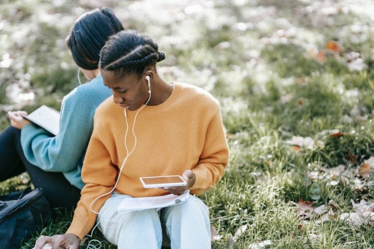 9 Minimalist Podcasts Offering a Fresh Take on Intentionality