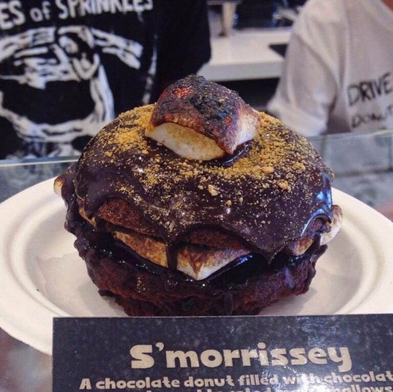 10 Best Vegan Bakeries in Los Angeles for Vegan Cakes & Desserts