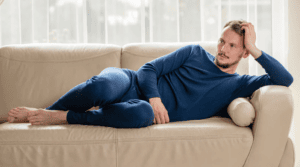 37 Minimalist Wardrobe Tips & Checklist for Men and Women